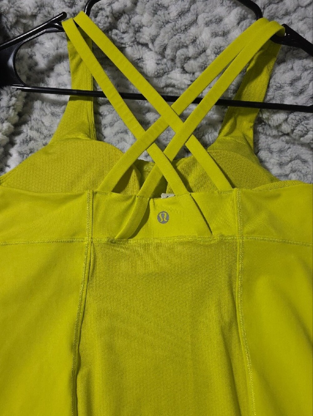 lululemon athletica Energy Tank Neon Yellow - Picture 4 of 5